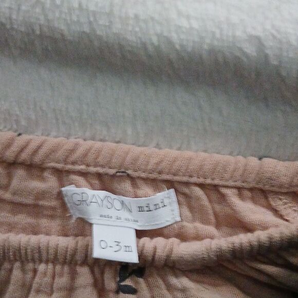 Grayson Mini tan acorn print long sleeve waffle one piece with bow Sz 0-3 month - Picture 7 of 7